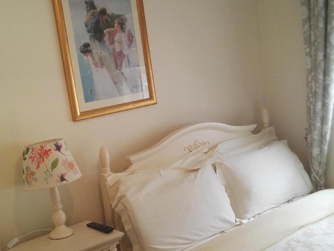 The Vee Guest Accommodation Waterford Eksteriør billede